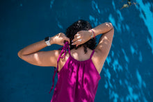 Cargar imagen en el visor de la galería, Blusa olas altas
