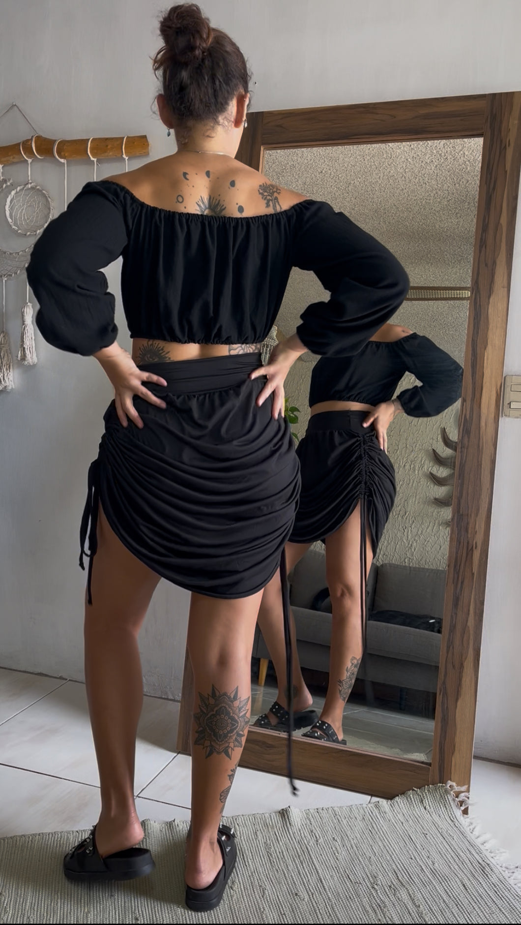 Falda aramara